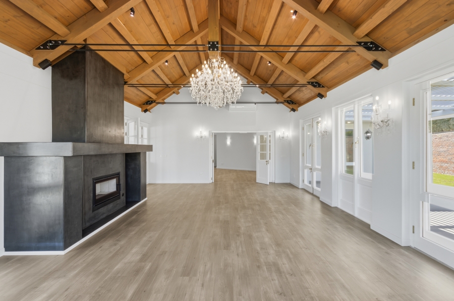 4 Bedroom Property for Sale in Golden Hill Western Cape